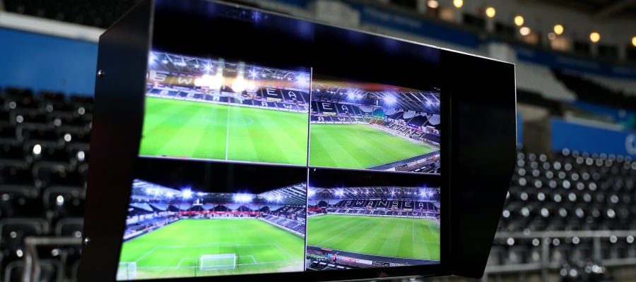 El VAR ya se utiliza en otros países El VAR ya se utiliza en otros países