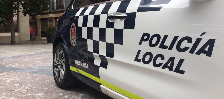 La policía local y los bomberos de Granada se plantan en semana santa La policía local y los bomberos de Granada se plantan en semana santa