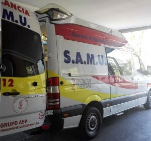 Ambulancia del SAMU en el Hospital General Universitario de Elche Ambulancia del SAMU en el Hospital General Universitario de Elche