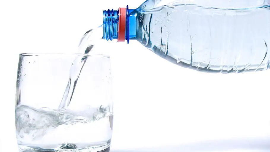 La importancia de beber agua La importancia de beber agua