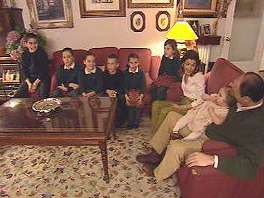La mesa de redacción: ¿Cómo se organizan las familias numerosas? La mesa de redacción: ¿Cómo se organizan las familias numerosas?