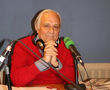 Raúl del Pozo: "No todos los políticos son forajidos, hay políticos heroicos" Raúl del Pozo: "No todos los políticos son forajidos, hay políticos heroicos"