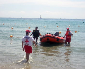Muere ahogada una mujer de 60 años en la cala Pebret de Peñíscola Muere ahogada una mujer de 60 años en la cala Pebret de Peñíscola
