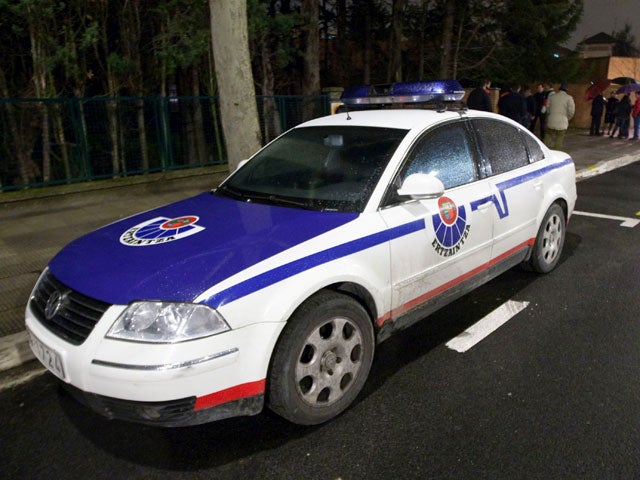 Hallan el cadáver de una joven de 14 años en la zona de Las Canteras en Sestao Hallan el cadáver de una joven de 14 años en la zona de Las Canteras en Sestao