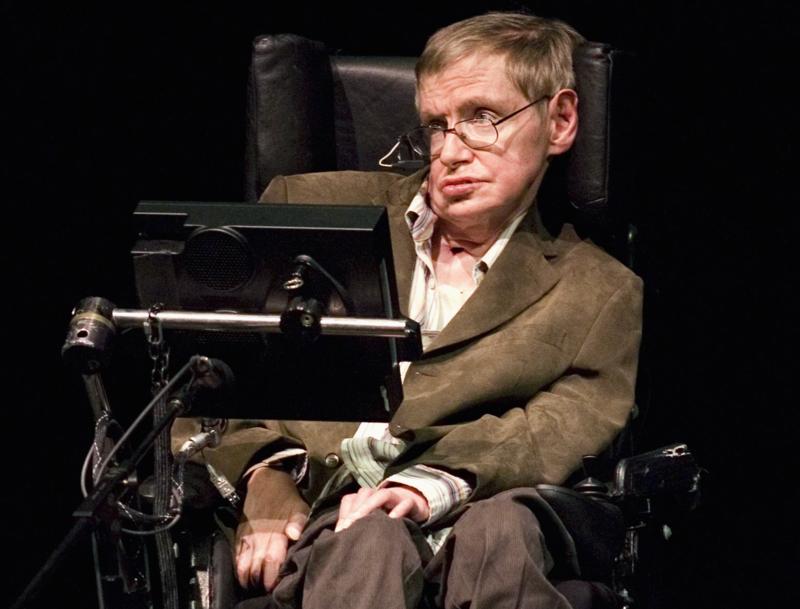 La criba mediática: "Hawking afirma que los ordenadores nos superarán en cien años" La criba mediática: "Hawking afirma que los ordenadores nos superarán en cien años"