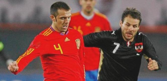 Marchena: "Fue la Eurocopa de Luis Aragonés. Nos convenció de que podíamos" Marchena: "Fue la Eurocopa de Luis Aragonés. Nos convenció de que podíamos"