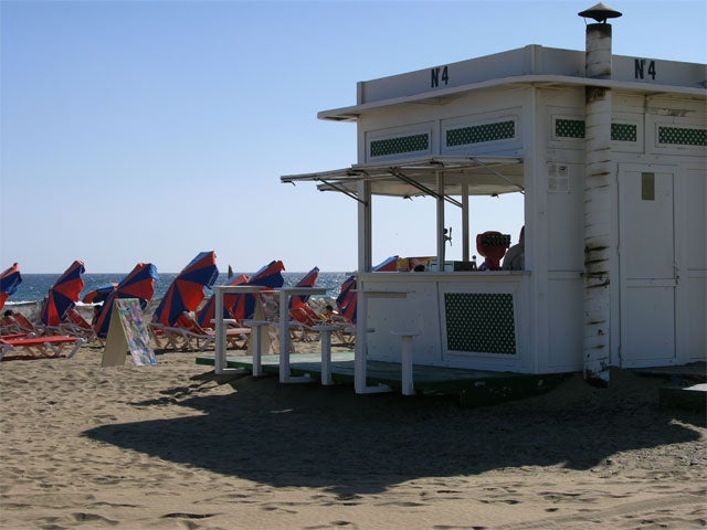 Los chiringuitos de playa ya instalados no tendrán preferencia para la concesión de licencias Los chiringuitos de playa ya instalados no tendrán preferencia para la concesión de licencias