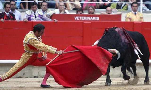 Enrique Ponce: 'El mano a mano con Morente es muy especial' Enrique Ponce: 'El mano a mano con Morente es muy especial'