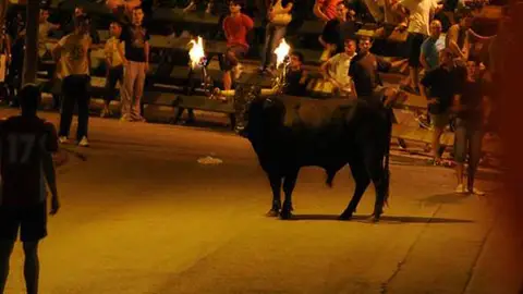 Imagen de archivo de un toro embolado Castellón