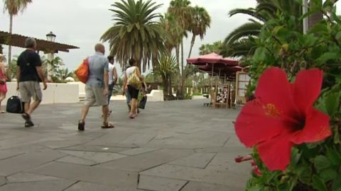 Recorte al turismo senior en Canarias