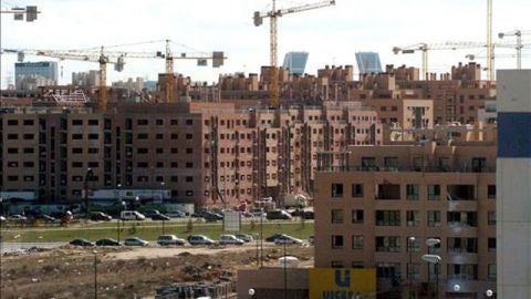 Imagen de varios edificios en fase de construcci&oacute;n