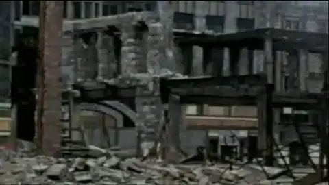 Primeras imágenes en color del bombardeo alemán a Londres Primeras imágenes en color del bombardeo alemán a Londres