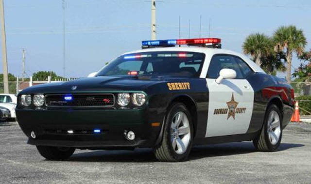 <p>Detienen a un policía de Texas por abusar sexualmente de una menor de cuatro años indocumentada</p> <p>Detienen a un policía de Texas por abusar sexualmente de una menor de cuatro años indocumentada</p>