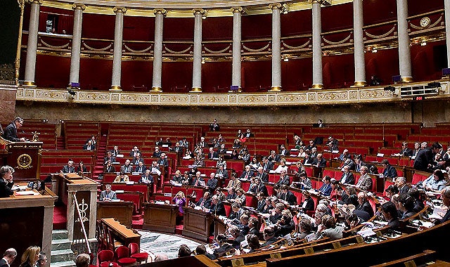 Tertulia internacional: Debate sobre la eutanasia en Parlamento de Francia Tertulia internacional: Debate sobre la eutanasia en Parlamento de Francia