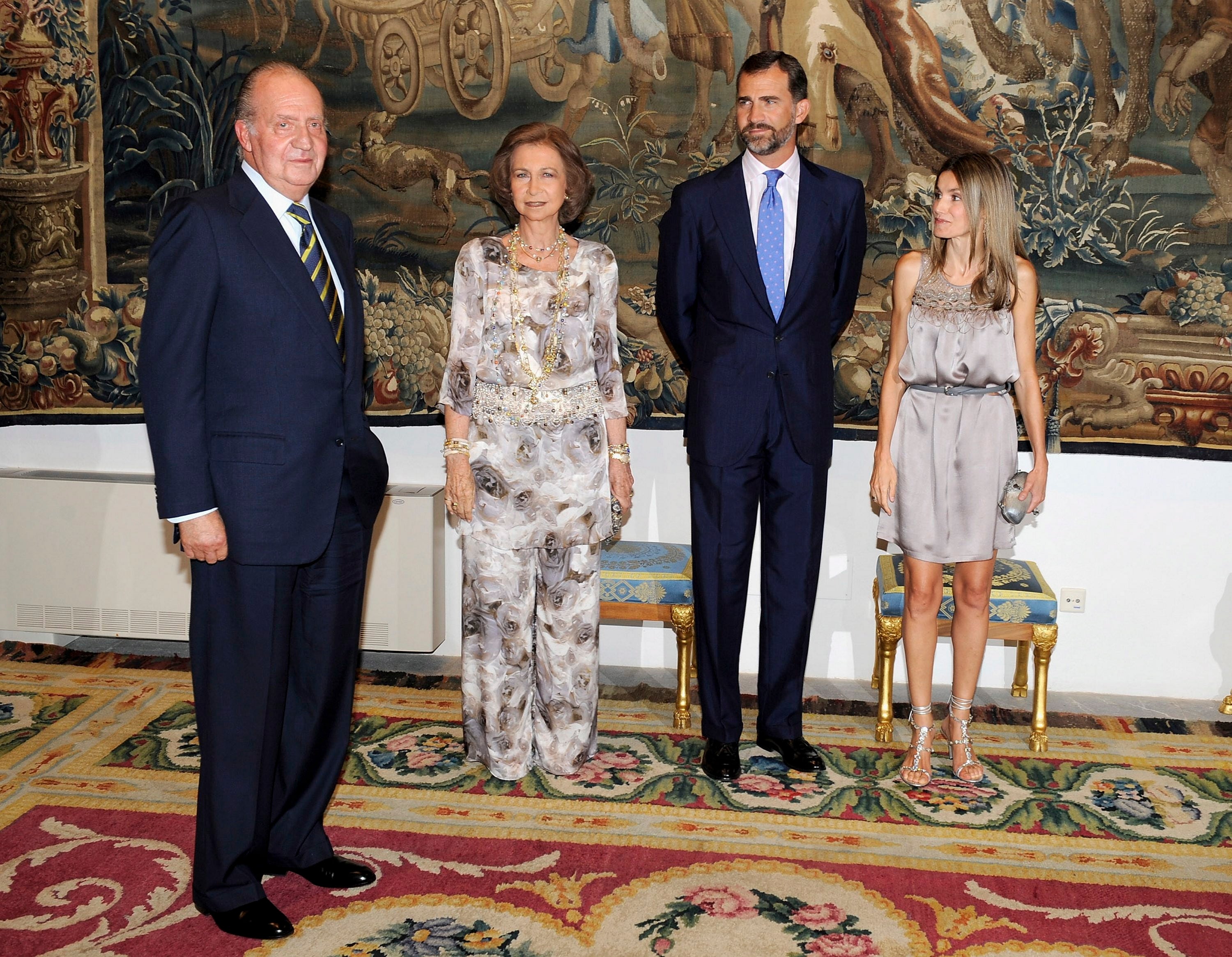 Don Juan Carlos decide no acudir a la proclamación de Felipe VI Don Juan Carlos decide no acudir a la proclamación de Felipe VI