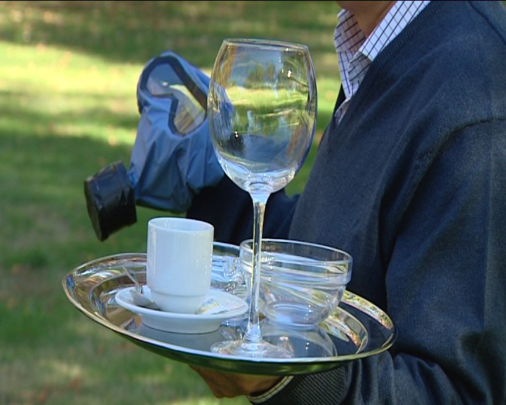 A las puertas del verano más esperado... ¿faltan camareros? A las puertas del verano más esperado... ¿faltan camareros?
