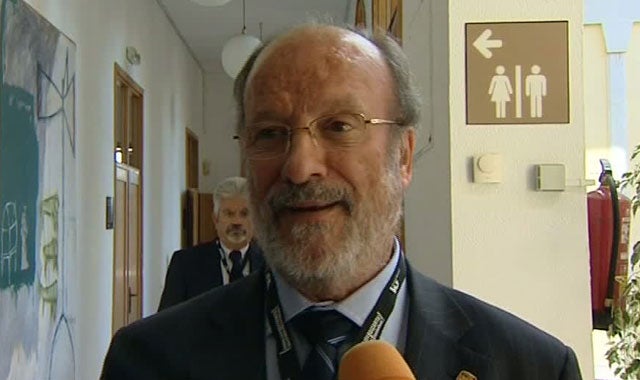 Absuelto el ex alcalde de Valladolid y dos de sus concejales por las “cartas de conformidad” Absuelto el ex alcalde de Valladolid y dos de sus concejales por las “cartas de conformidad”