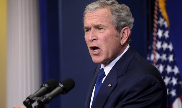 Los Bush piden rechazar el "antisemitismo y el odio" en Estados Unidos Los Bush piden rechazar el "antisemitismo y el odio" en Estados Unidos