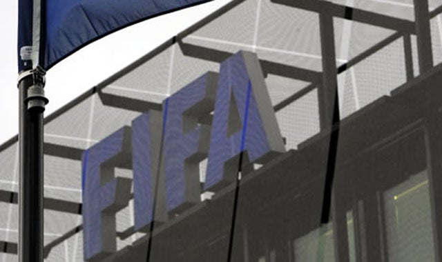 La FIFA descarta sancionar al Valencia por el fichaje de jugadores menores La FIFA descarta sancionar al Valencia por el fichaje de jugadores menores