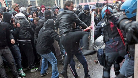 Peleas en Italia