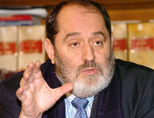 Territorio Negro: Rodríguez Menéndez. El regreso del rey de las cloacas Territorio Negro: Rodríguez Menéndez. El regreso del rey de las cloacas