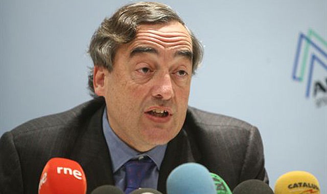 Joan Rosell: "Hay que dar el beneficio de la duda a Carmena y Colau" Joan Rosell: "Hay que dar el beneficio de la duda a Carmena y Colau"