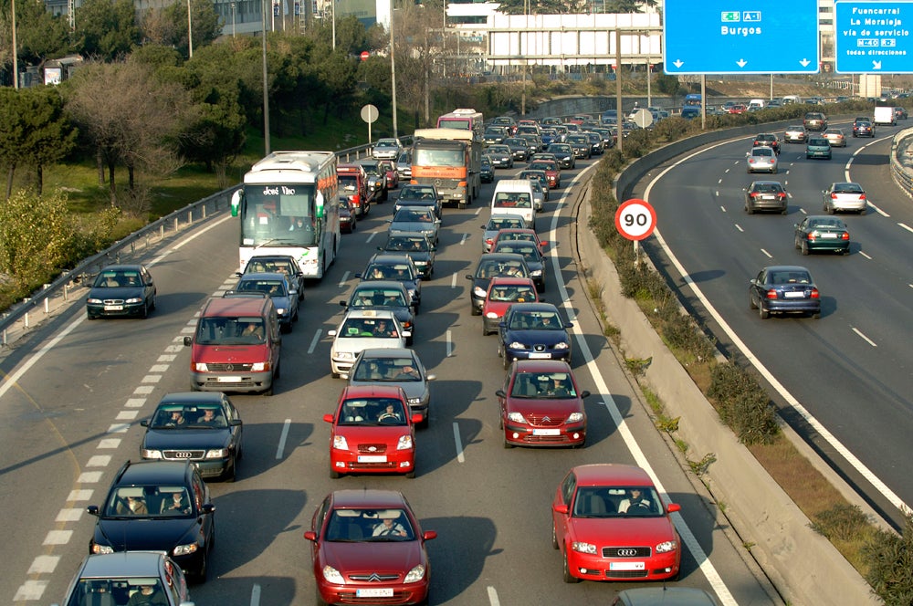La DGT prevé 14,8 millones de desplazamientos por carretera esta Semana Santa La DGT prevé 14,8 millones de desplazamientos por carretera esta Semana Santa