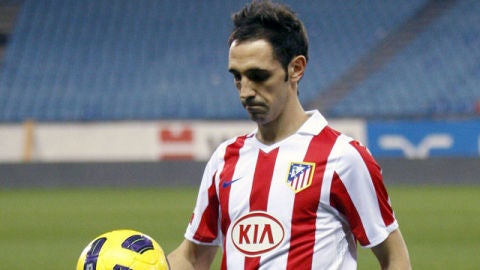 Juanfran, presentado en el Calder&oacute;n