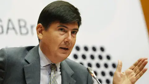 El exministro Manuel Pimentel El exministro Manuel Pimentel