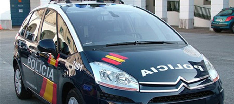 Coche de Policía Nacional Coche de Policía Nacional