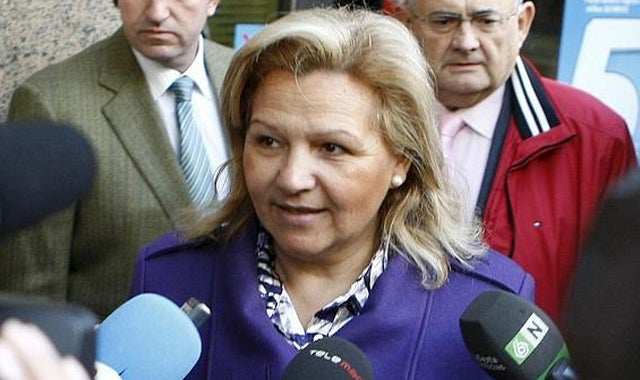 Ángeles Pedraza: "El Gobierno nos ha estado dando un doble discurso" Ángeles Pedraza: "El Gobierno nos ha estado dando un doble discurso"