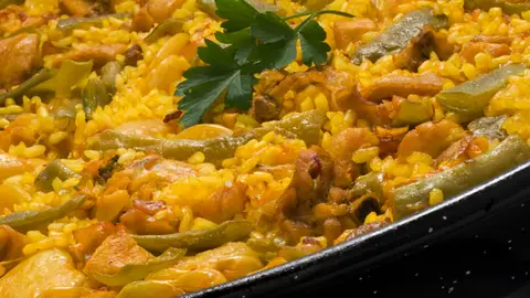 Paella Valenciana Paella Valenciana