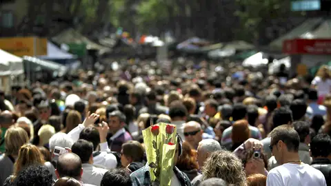 Las Ramblas, aborrotadas en Sant Jordi Las Ramblas, aborrotadas en Sant Jordi