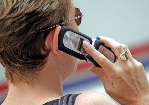 Fósforos: ¿Estás todo el día enganchado al teléfono? Fósforos: ¿Estás todo el día enganchado al teléfono?