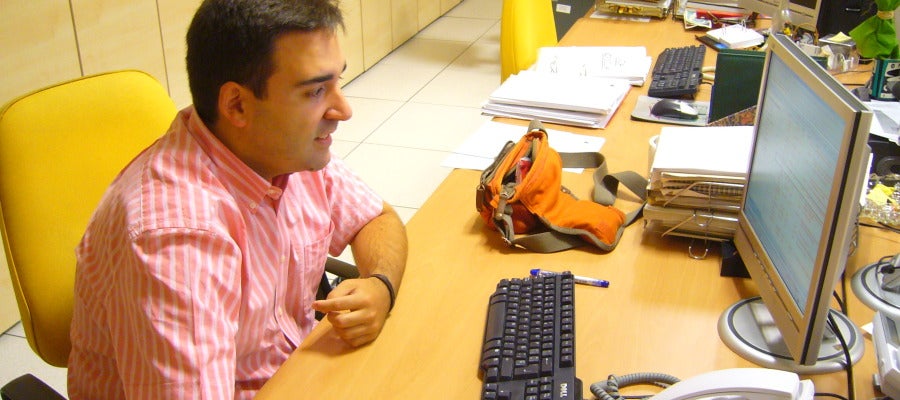 Martín Expósito trabajando en la elaboración de La Rosa de los vientos Martín Expósito trabajando en la elaboración de La Rosa de los vientos