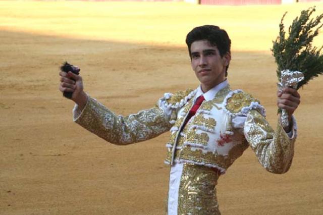 Toros con Pedro Javier Cáceres: López Simón, buena faena en Calasparra Toros con Pedro Javier Cáceres: López Simón, buena faena en Calasparra