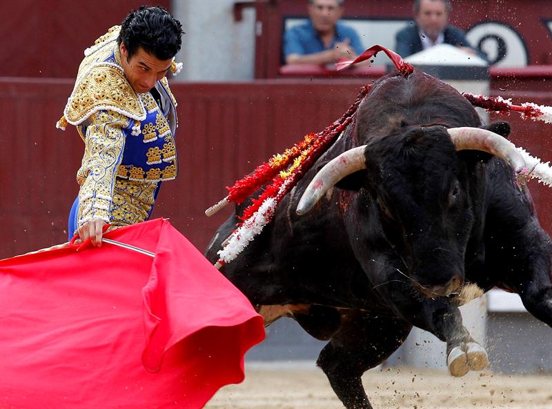 Aquí en la Onda Navarra. Va por ustedes. 23/06/2015 Aquí en la Onda Navarra. Va por ustedes. 23/06/2015