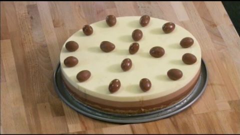 Tarta de tres chocolates