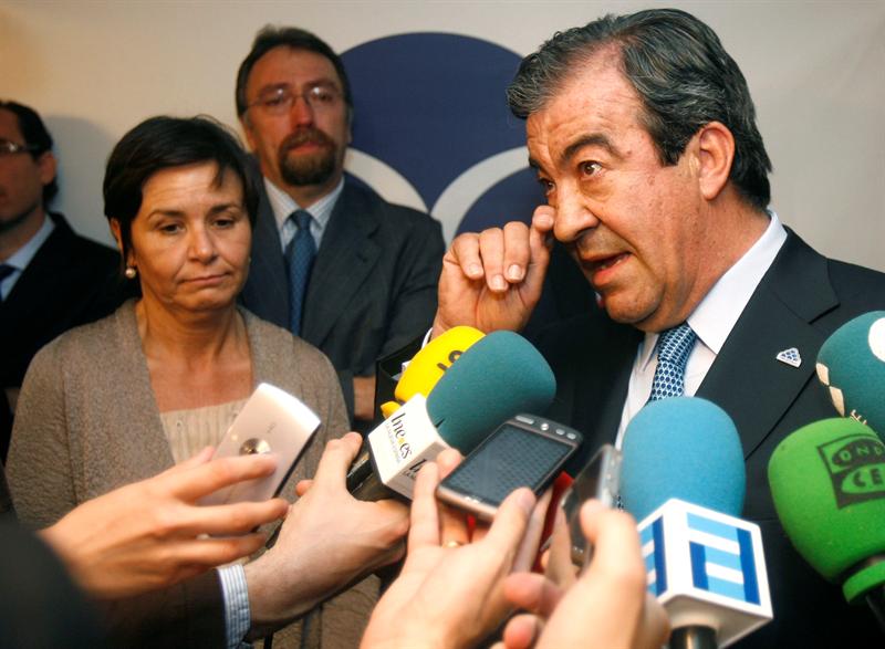 La Audiencia Provincial de Asturias responsabiliza a Adrián Pumares de divulgar datos personales de Álvarez-Cascos La Audiencia Provincial de Asturias responsabiliza a Adrián Pumares de divulgar datos personales de Álvarez-Cascos