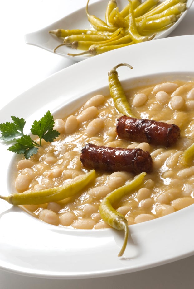 Aquí en la Onda. Navarra. El primer "Sopas con Onda" de ésta temporada lo dedicamos a las Pochas de Sangüesa. Aquí en la Onda. Navarra. El primer "Sopas con Onda" de ésta temporada lo dedicamos a las Pochas de Sangüesa.