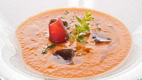 Sopa fr&iacute;a de berenjenas y yogur