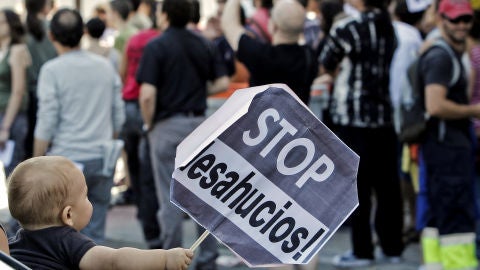 Ejecutan el desahucio (8-10-2011)