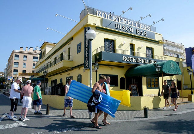 Los Fósforos: ¿Cómo son los turistas? Los Fósforos: ¿Cómo son los turistas?