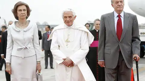 Los reyes reciben al Papa Los reyes reciben al Papa
