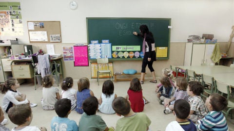 Los padres votar&aacute;n sobre la jornada escolar en Septiembre
