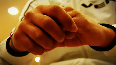 Jóvenes entre juzgados y centros de menores. Jóvenes entre juzgados y centros de menores.