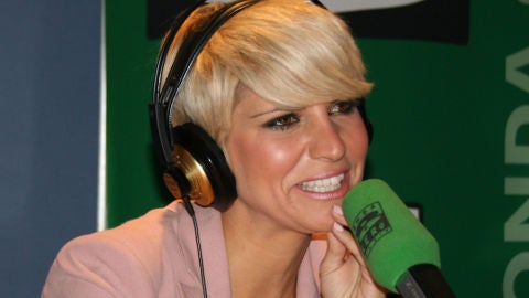 La cantante Pasi&oacute;n Vega en Herrera en la onda