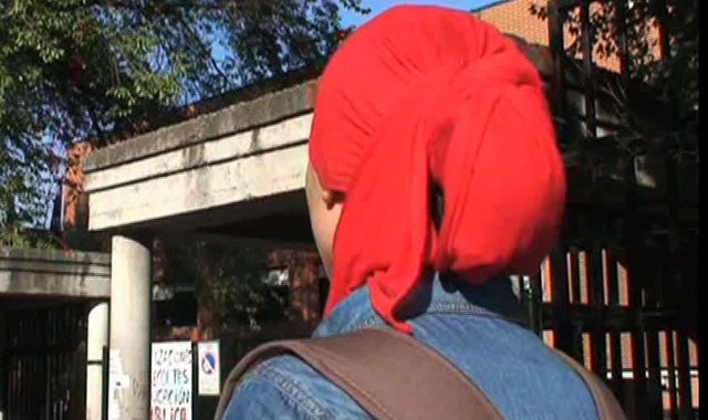Multan a una peluquera con más de 1.000 euros por negar la entrada a una mujer con hiyab Multan a una peluquera con más de 1.000 euros por negar la entrada a una mujer con hiyab