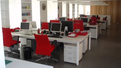 Una oficina vacía Una oficina vacía
