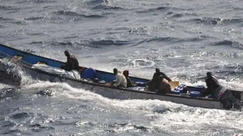 Rescate del 'buque Galícia' (13-10-2011) Rescate del 'buque Galícia' (13-10-2011)